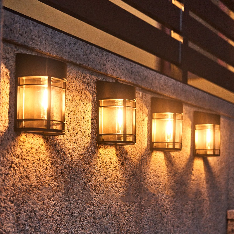 LED Solar Garden Light Outdoor - Smart Garden Fence 评论和价格